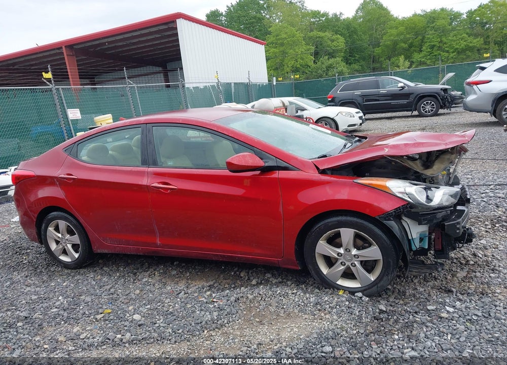 2013 HYUNDAI ELANTRA VIN: 5NPDH4AE8DH444392