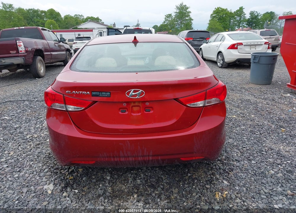 2013 HYUNDAI ELANTRA VIN: 5NPDH4AE8DH444392