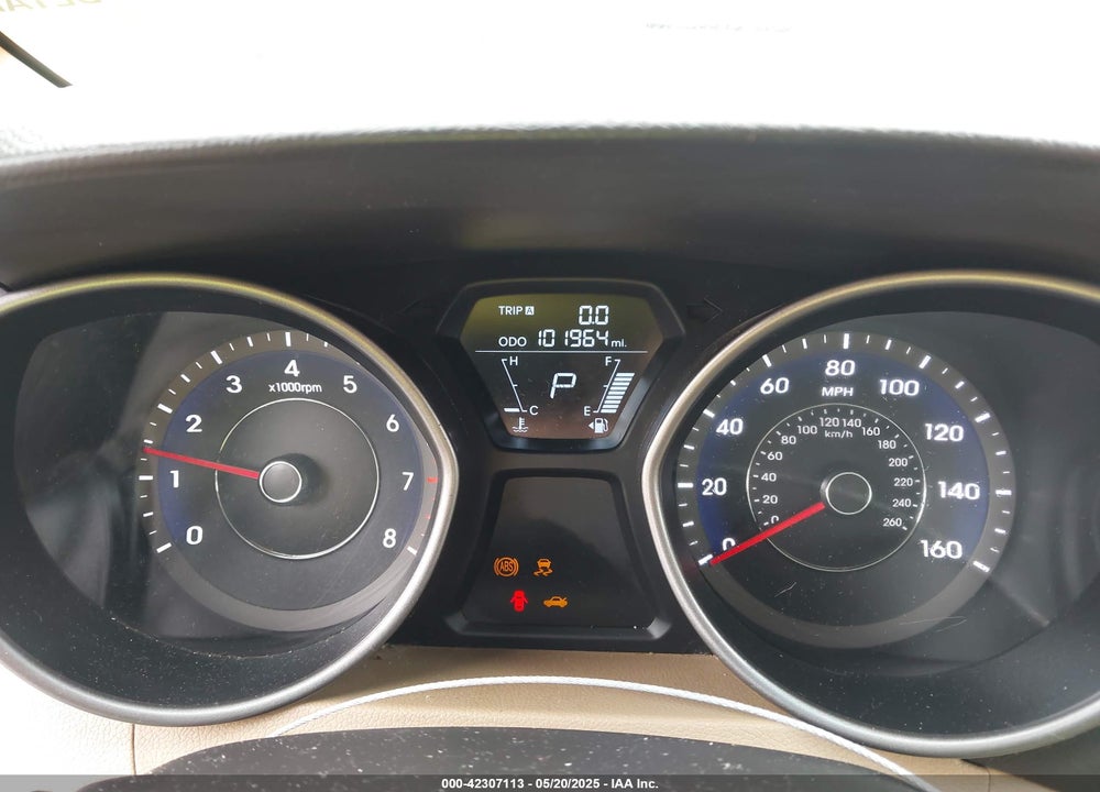 2013 HYUNDAI ELANTRA VIN: 5NPDH4AE8DH444392