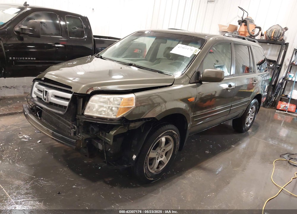 2006 HONDA PILOT EX VIN: 5FNYF284X6B012641