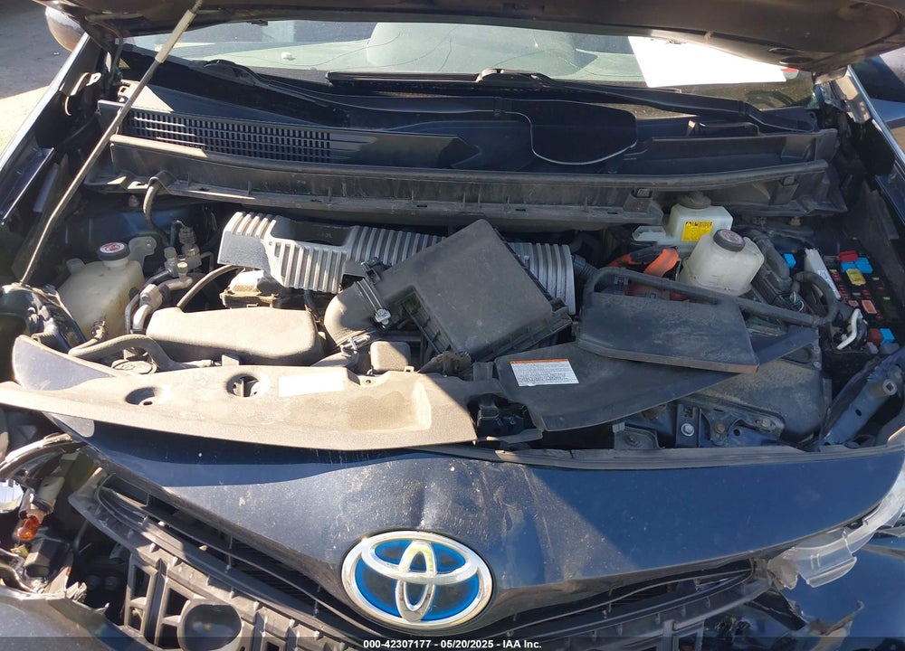 2017 TOYOTA PRIUS V VIN: JTDZN3EU2HJ065380