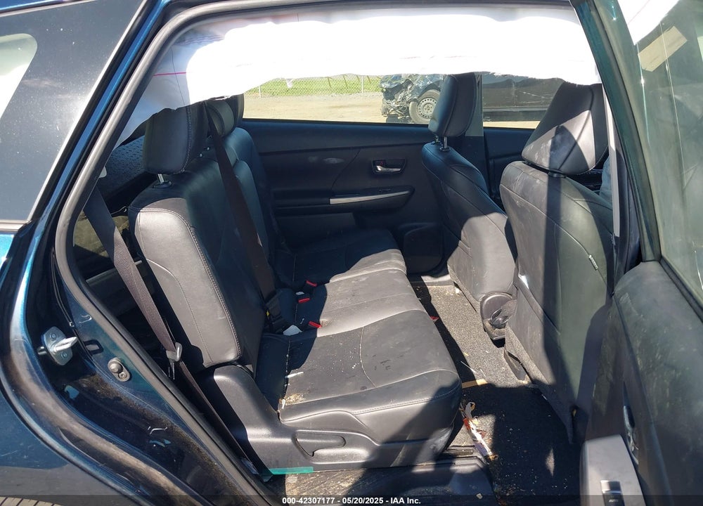 2017 TOYOTA PRIUS V VIN: JTDZN3EU2HJ065380