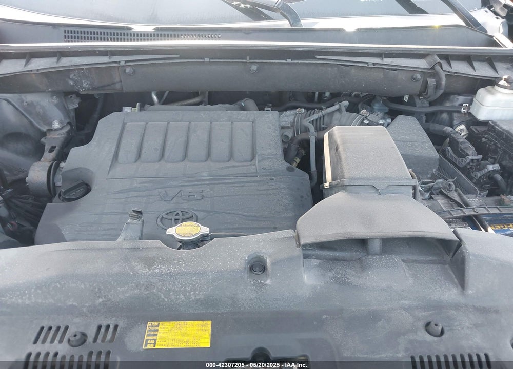 2014 TOYOTA HIGHLANDER LE PLUS V6/LE V6 VIN: 5TDZKRFH4ES005192