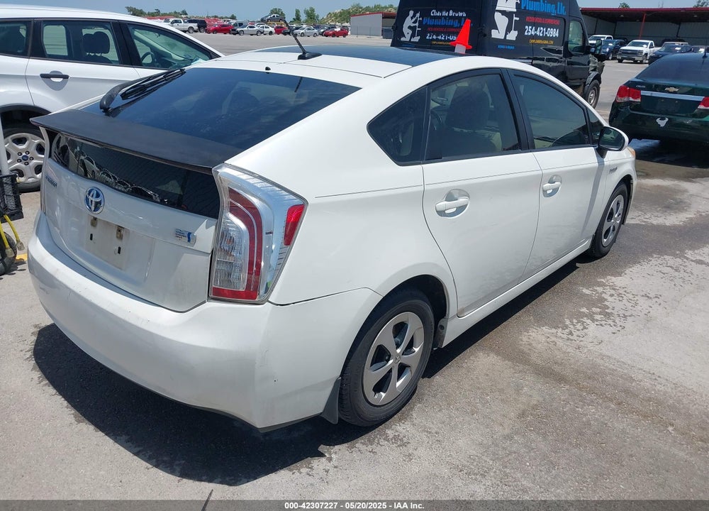 2012 TOYOTA PRIUS VIN: JTDKN3DU6C5435587
