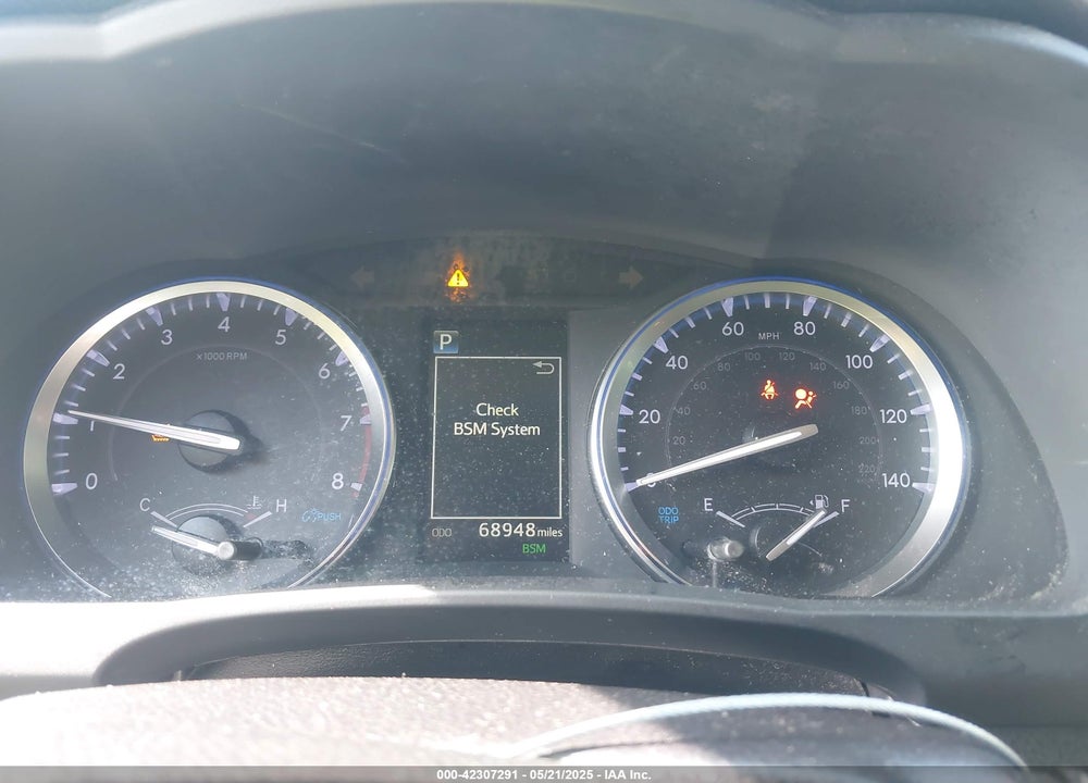 2019 TOYOTA HIGHLANDER SE VIN: 5TDKZRFH8KS573390