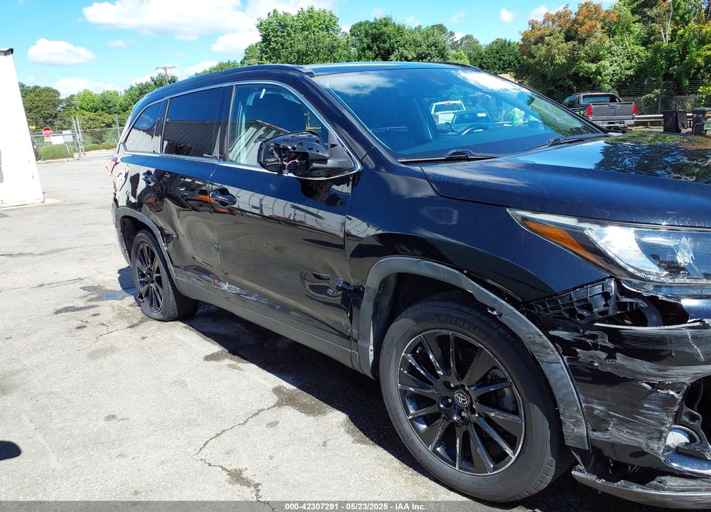 2019 TOYOTA HIGHLANDER SE VIN: 5TDKZRFH8KS573390