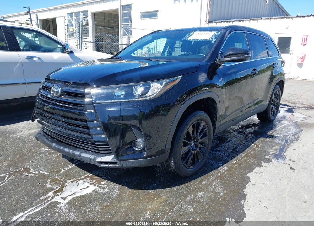2019 TOYOTA HIGHLANDER SE VIN: 5TDKZRFH8KS573390
