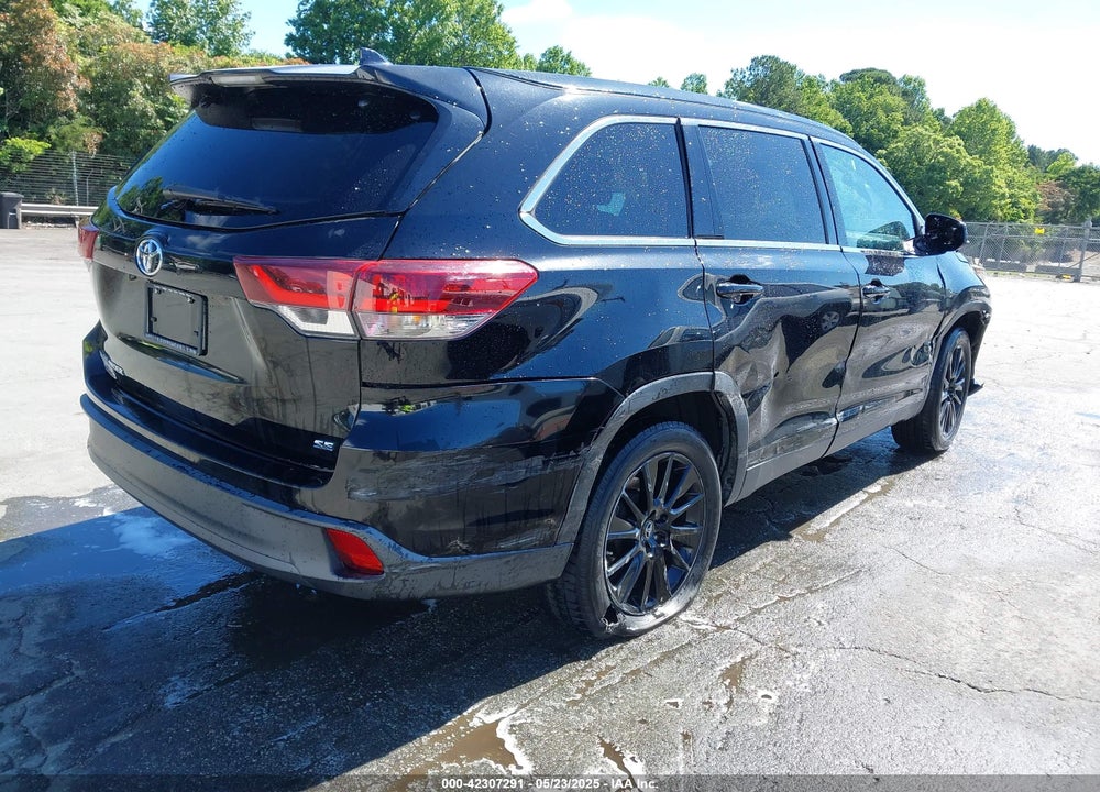 2019 TOYOTA HIGHLANDER SE VIN: 5TDKZRFH8KS573390
