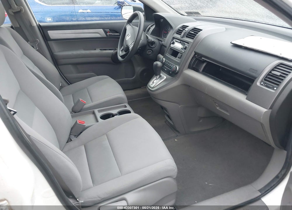 2011 HONDA CR-V LX VIN: 5J6RE4H3XBL025062