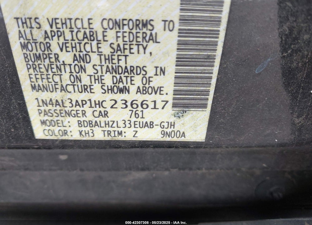 2017 NISSAN ALTIMA VIN: 1N4AL3AP1HC236617