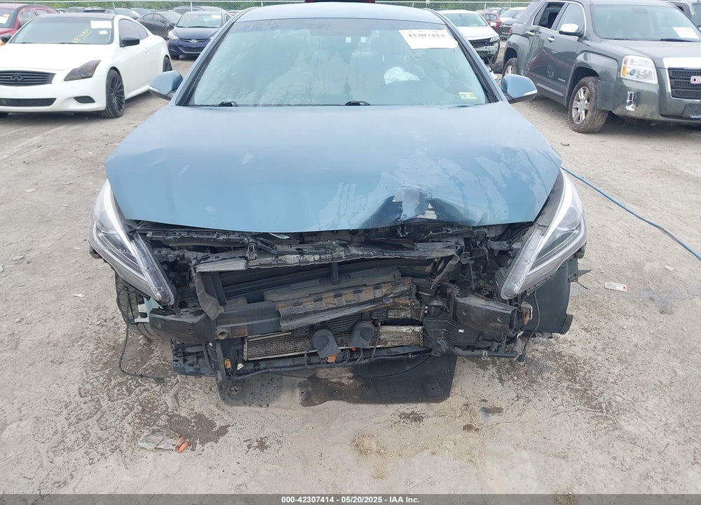 2016 HYUNDAI SONATA VIN: KMHE34L12GA016984