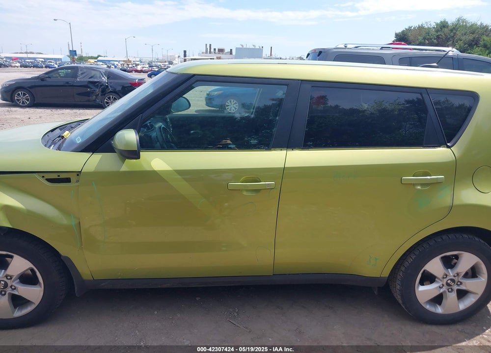 2018 KIA SOUL VIN: KNDJN2A23J7905164