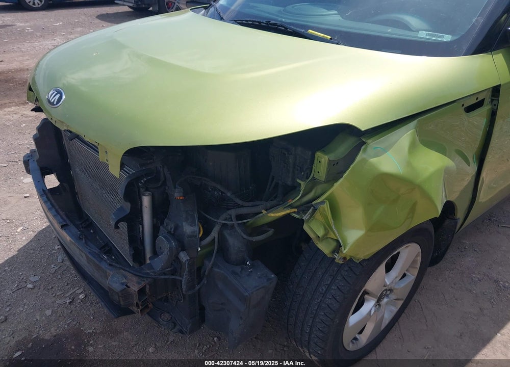 2018 KIA SOUL VIN: KNDJN2A23J7905164