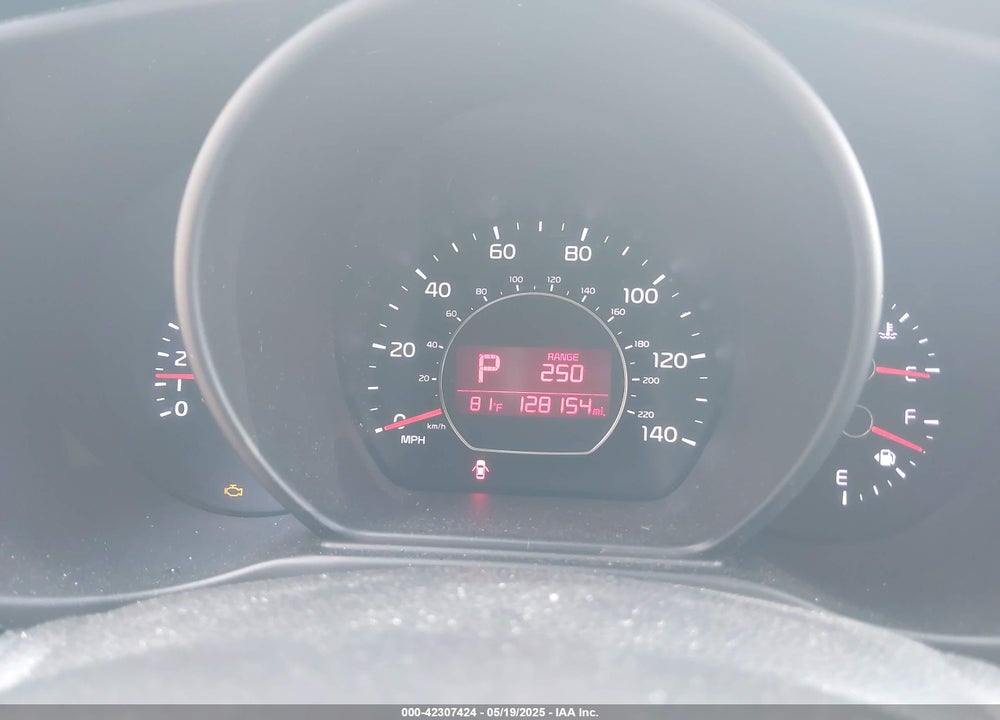2018 KIA SOUL VIN: KNDJN2A23J7905164