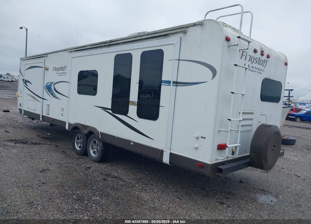 2014 FOREST RIVER FLAGSTAFF 831RKBSS VIN: 4X4TFLG2XE1856535