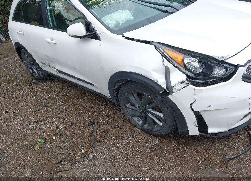 2017 KIA NIRO EX VIN: KNDCC3LC8H5045679