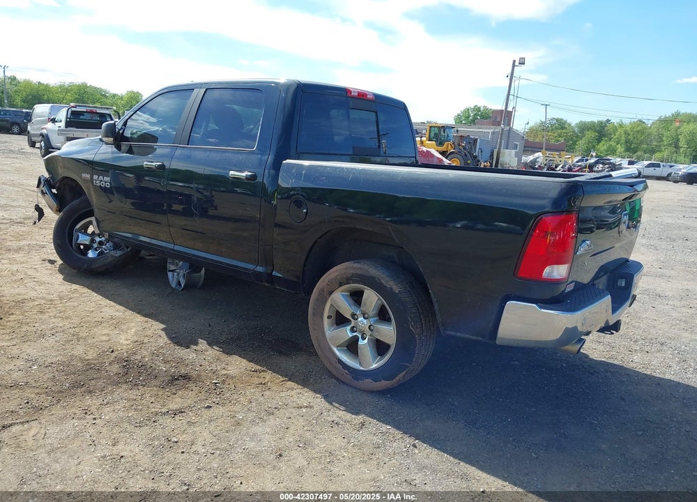 2017 RAM 1500 VIN: 3C6RR7LT4HG675411