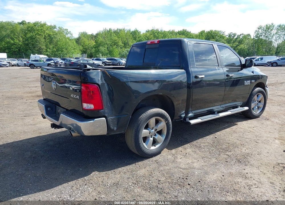 2017 RAM 1500 VIN: 3C6RR7LT4HG675411