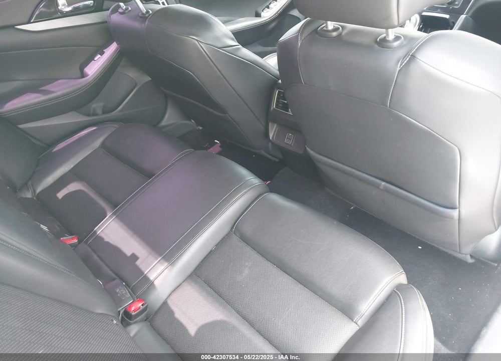 2018 NISSAN MAXIMA VIN: 1N4AA6AP2JC394008