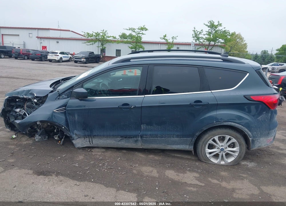 2019 FORD ESCAPE VIN: 1FMCU9HD4KUC01419