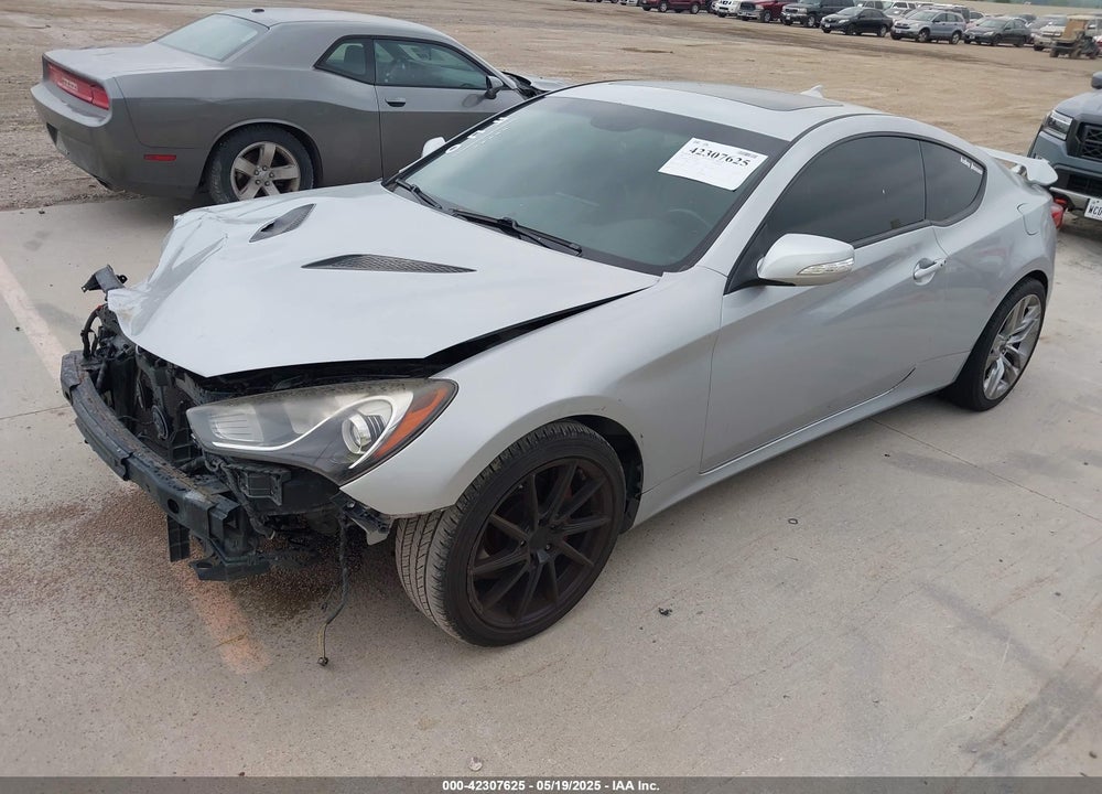 2013 HYUNDAI GENESIS VIN: KMHHU6KJ6DU083587