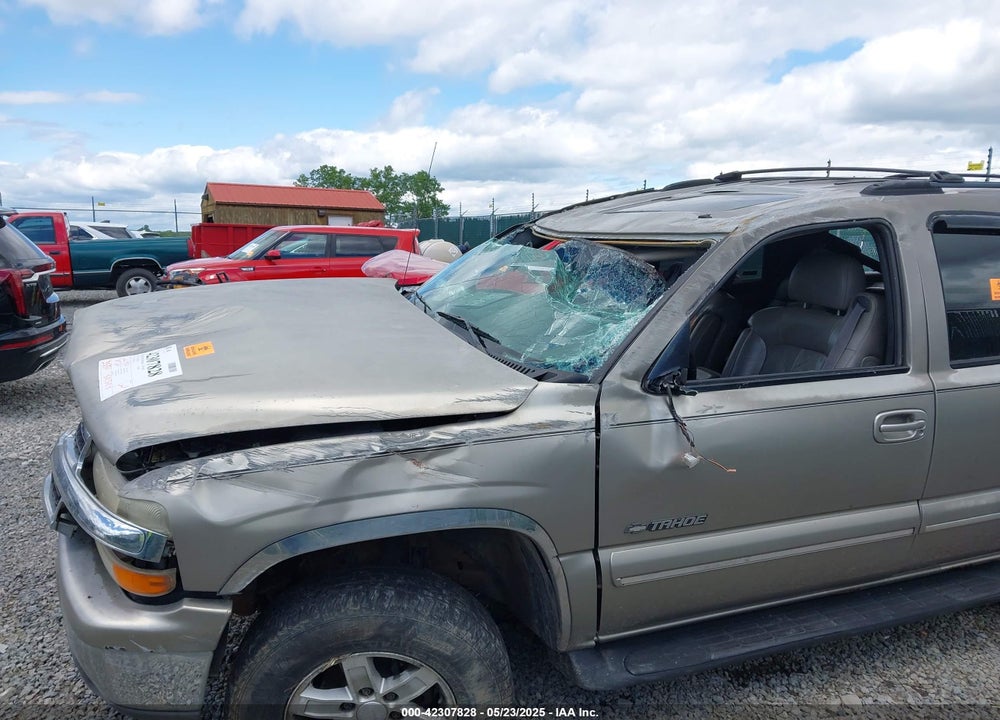 2002 CHEVROLET TAHOE LT VIN: 1GNEK13Z02J166605