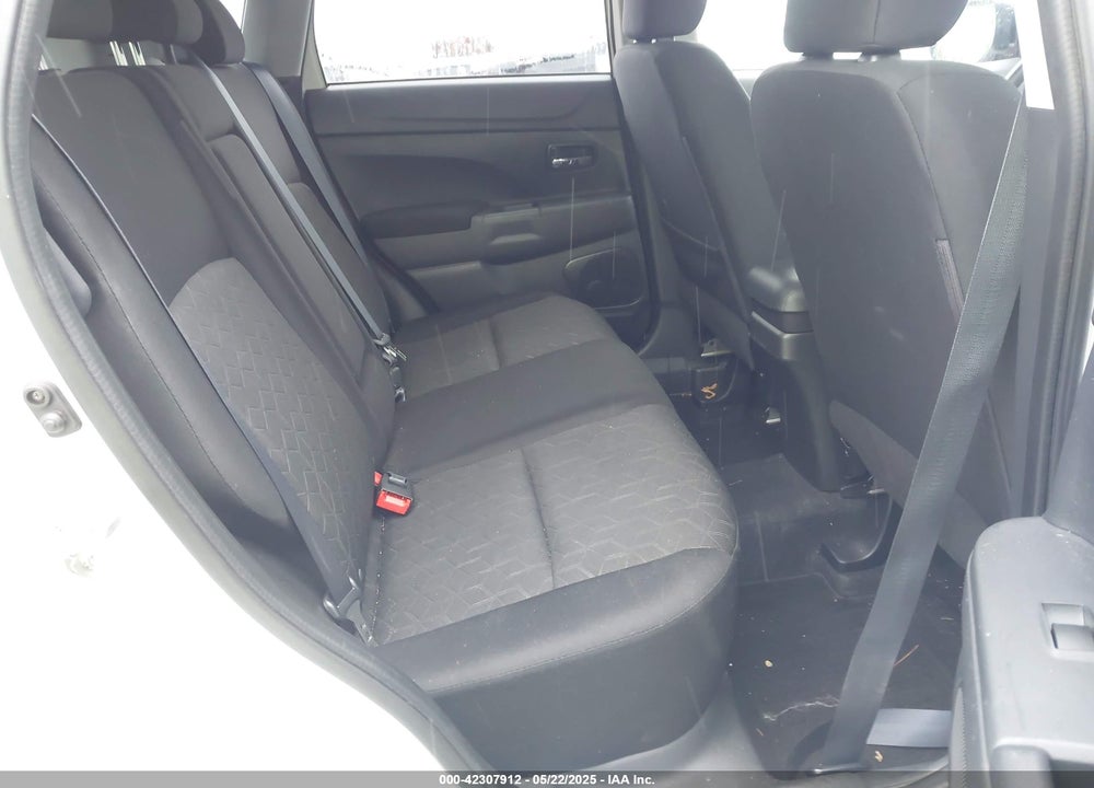 2021 MITSUBISHI OUTLANDER SPORT VIN: JA4ARUAU6MU001763