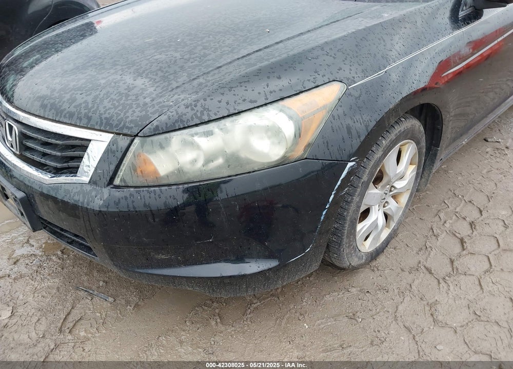 2009 HONDA ACCORD VIN: 1HGCP26809A033848
