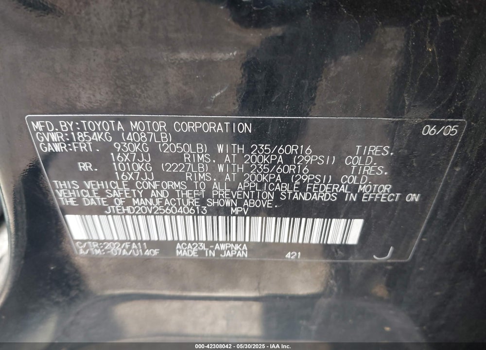 2005 TOYOTA RAV4 VIN: JTEHD20V256040613