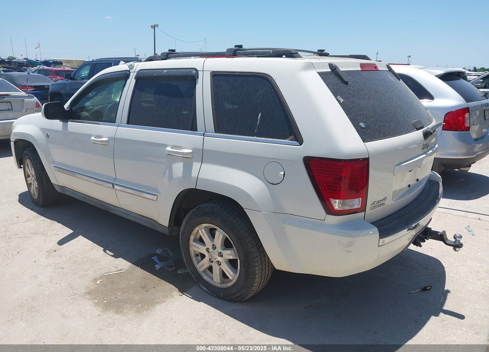 2008 JEEP GRAND CHEROKEE VIN: 1J8HR58N48C204440