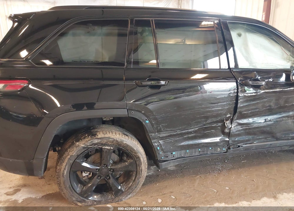 2023 JEEP GRAND CHEROKEE LIMITED 4X4 VIN: 1C4RJHBG8PC541884