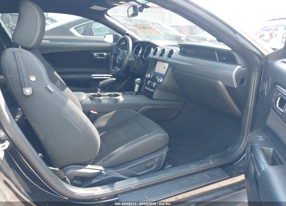 2020 FORD MUSTANG VIN: 1FA6P8TH8L5118039