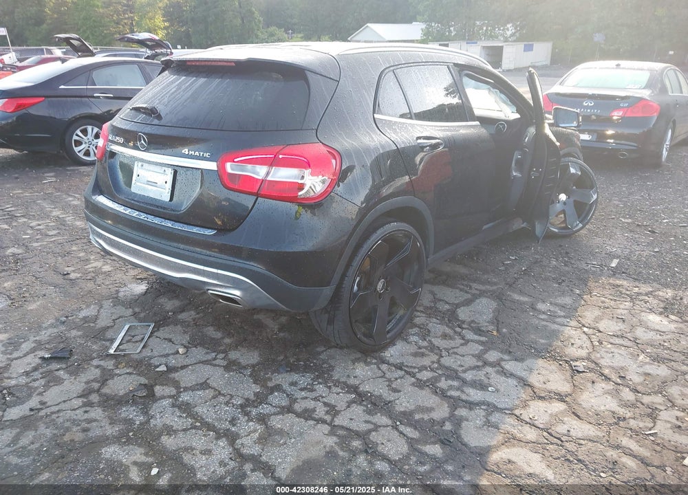 2017 MERCEDES-BENZ GLA-CLASS VIN: WDCTG4GB1HJ300041