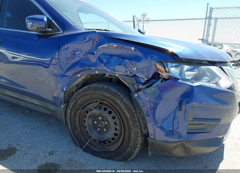 2017 NISSAN ROGUE VIN: 5N1AT2MT9HC844409