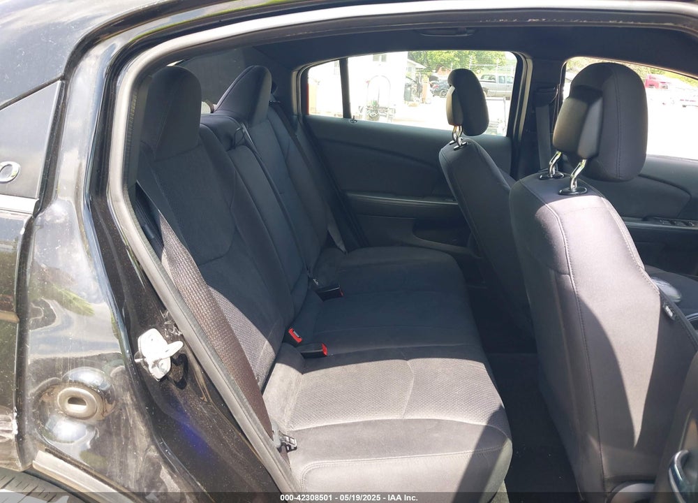 2012 CHRYSLER 200 TOURING VIN: 1C3CCBBG2CN297472