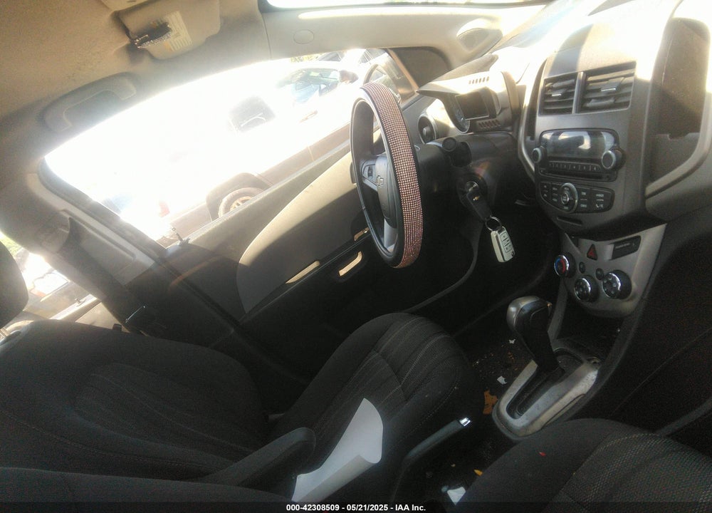 2014 CHEVROLET SONIC VIN: 1G1JC5SH2E4164189