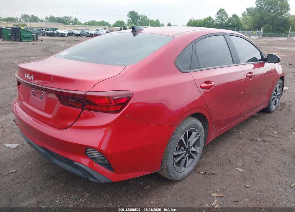 2024 KIA FORTE LXS VIN: 3KPF24AD2RE710017