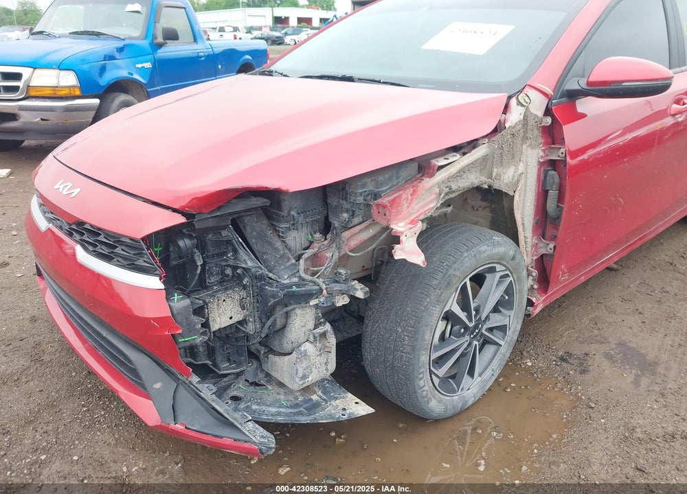 2024 KIA FORTE LXS VIN: 3KPF24AD2RE710017