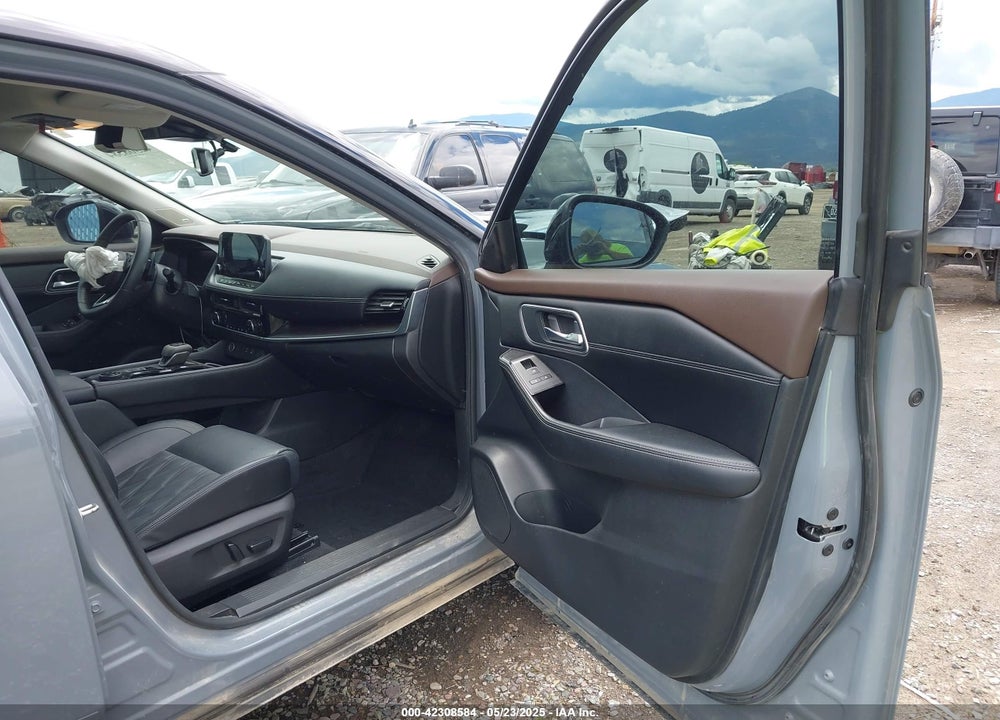 2023 NISSAN ROGUE VIN: JN8BT3DD5PW318125