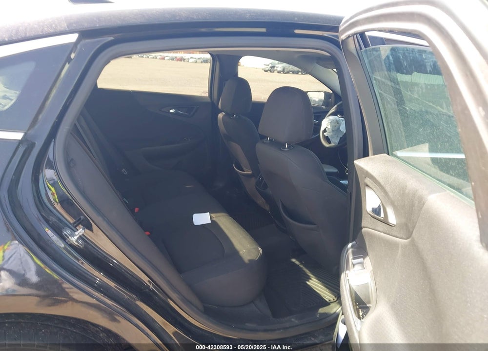 2019 CHEVROLET MALIBU VIN: 1G1ZD5ST7KF155668