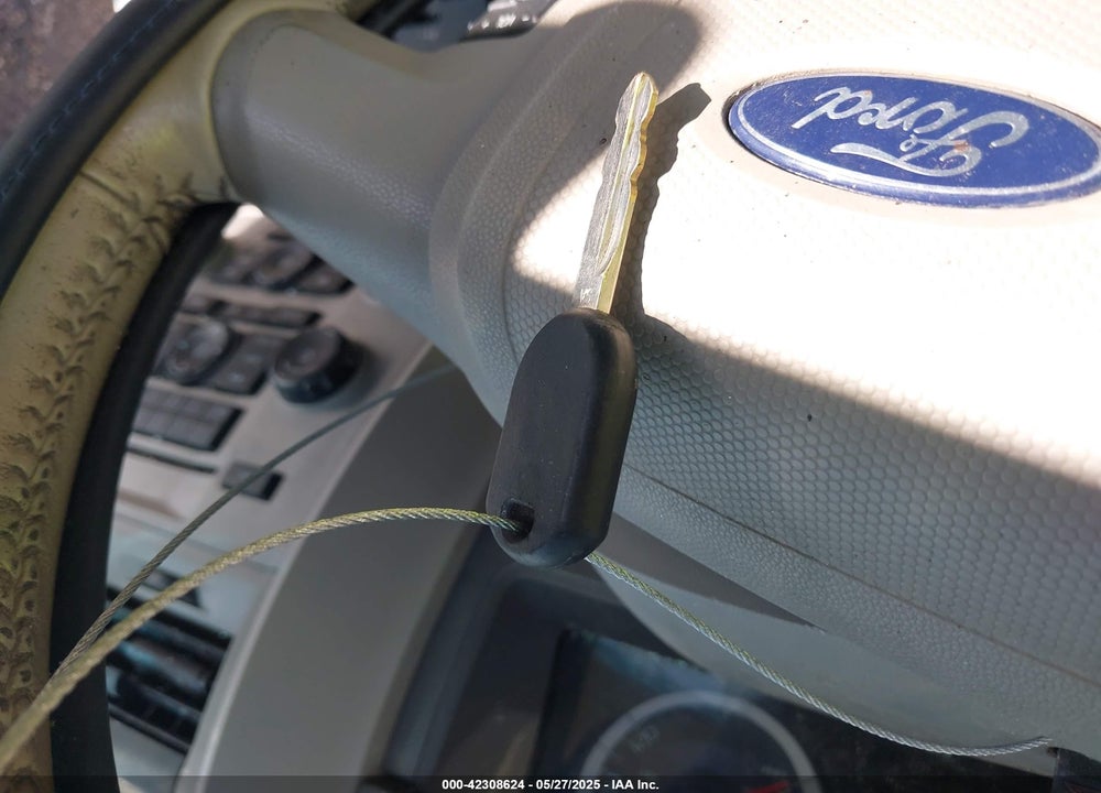 2011 FORD ESCAPE VIN: 1FMCU0DG4BKC62762