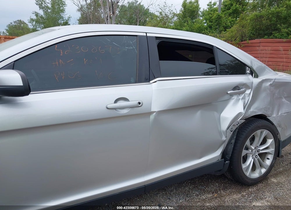 2013 FORD TAURUS SEL VIN: 1FAHP2E85DG153128