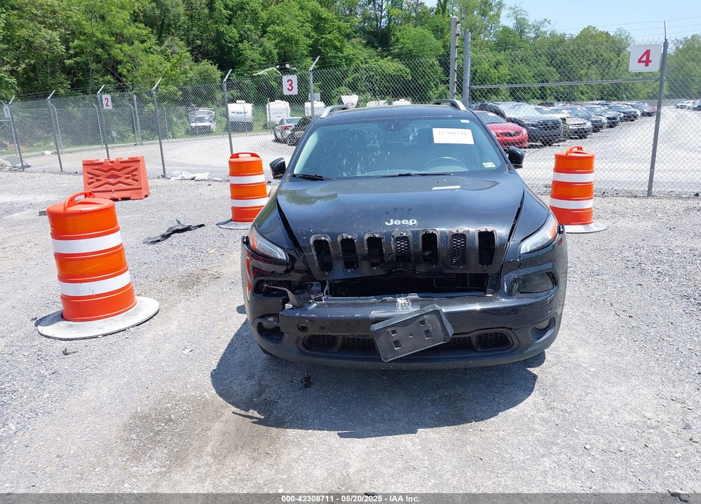 2014 JEEP CHEROKEE VIN: 1C4PJMCB0EW172484