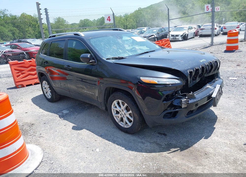 2014 JEEP CHEROKEE VIN: 1C4PJMCB0EW172484