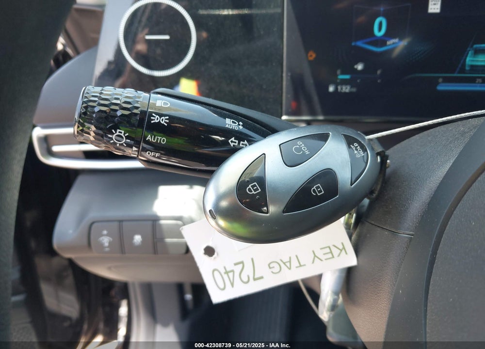 2024 HYUNDAI ELANTRA VIN: KMHLM4DG8RU682661