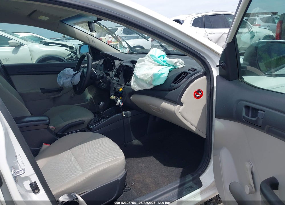 2013 KIA FORTE LX VIN: KNAFT4A20D5654592