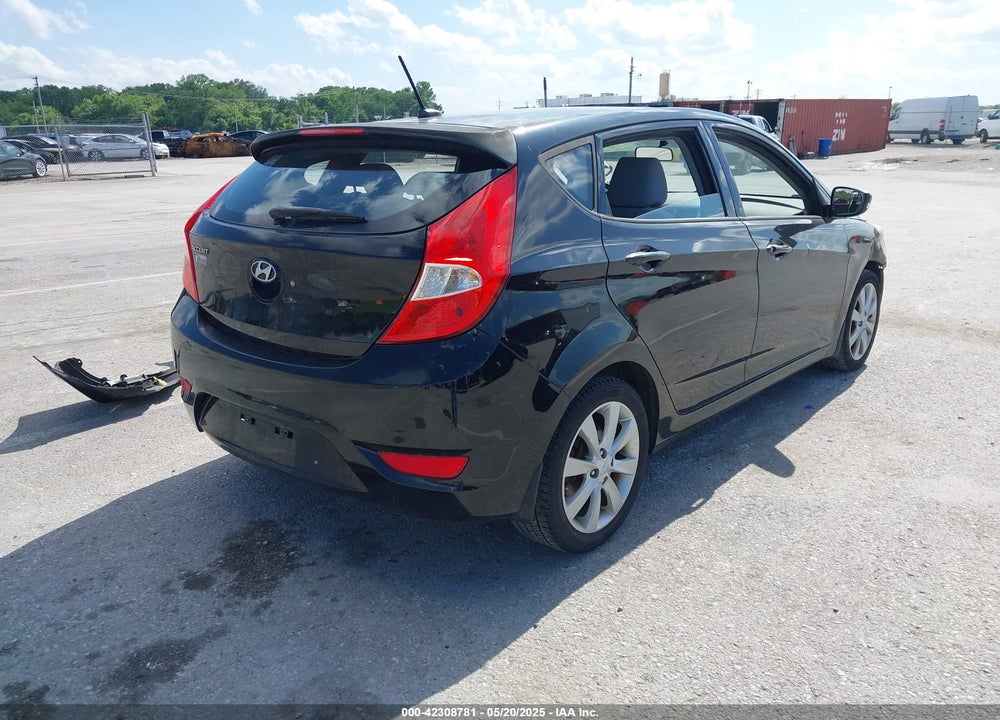 2014 HYUNDAI ACCENT SE VIN: KMHCU5AE6EU165345