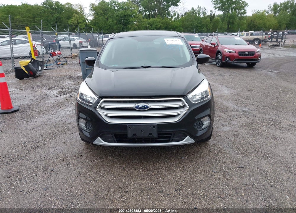 2017 FORD ESCAPE VIN: 1FMCU9GD9HUC45832