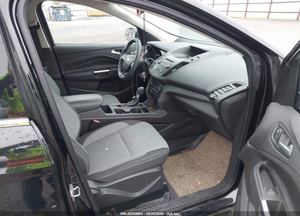 2017 FORD ESCAPE VIN: 1FMCU9GD9HUC45832