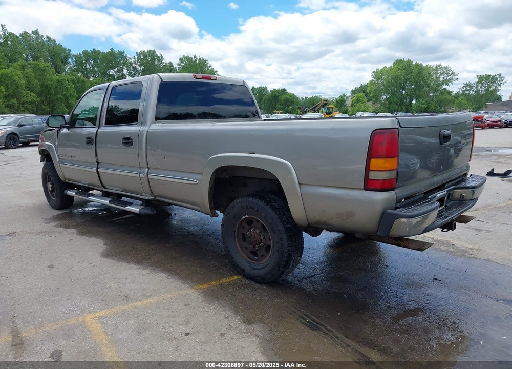 2002 GMC SIERRA 2500HD SL VIN: 1GTHK23U52F245951